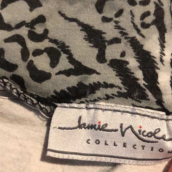 Great condition Leopard Skirt - Picture 4 of 6